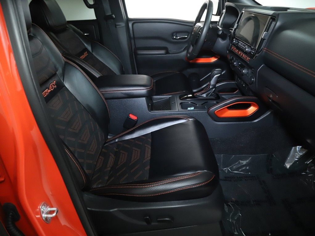 Certified 2025 Nissan Frontier PRO-4X w/ Pro Premium Package AWD/4WD image 38