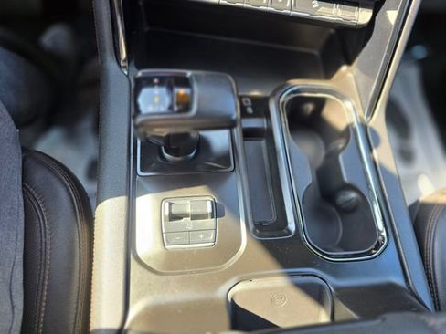 Used 2022 GMC Sierra 1500 AT4 AWD/4WD image 24