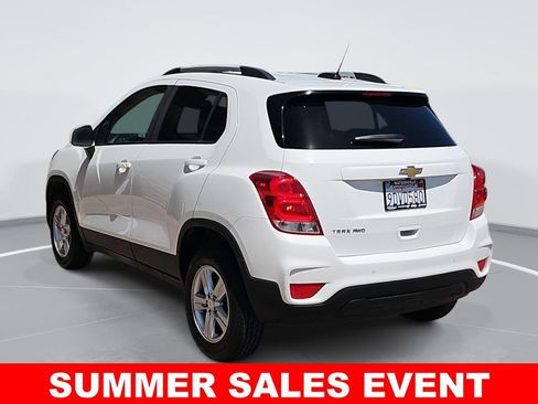 Used 2022 Chevrolet Trax LT w/ Driver Confidence Package AWD/4WD image 5