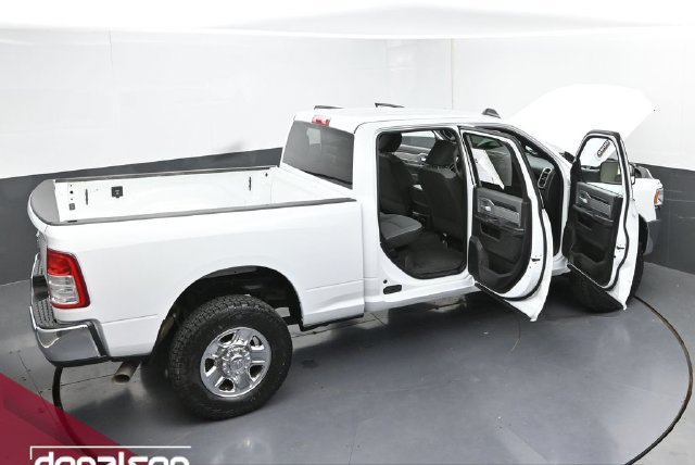 Used 2022 RAM 2500 Big Horn w/ Cold Weather Group AWD/4WD image 25