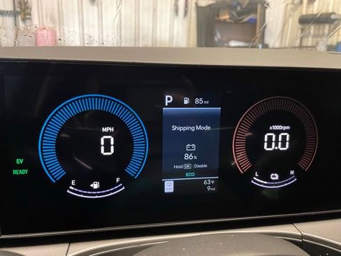 New 2026 Hyundai Santa Fe SE image 12