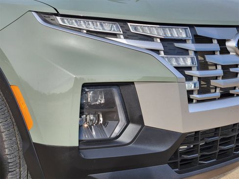 Used 2024 Hyundai Santa Cruz SE image 9