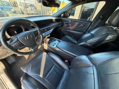 Used 2018 Lexus LS 500 AWD image 31
