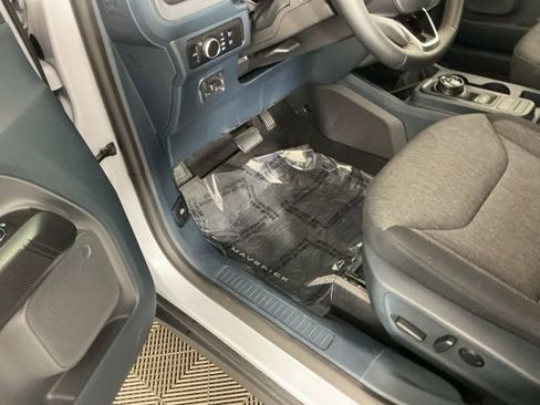 Used 2025 Ford Maverick XLT w/ XLT Luxury Package image 16