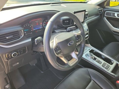 Used 2023 Ford Explorer XLT w/ Equipment Group 202A image 22
