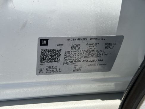 Used 2020 Buick Enclave Essence FWD image 31