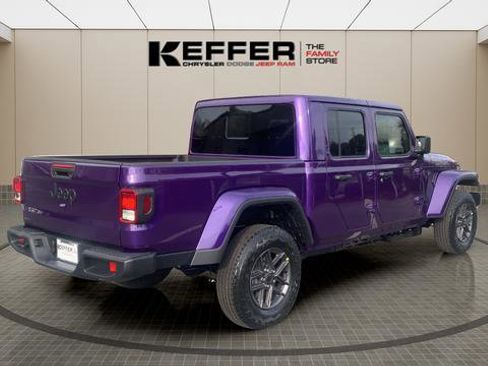 New 2026 Jeep Gladiator Sport image 5