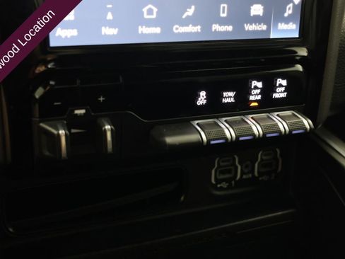 Used 2023 RAM 1500 Laramie image 30