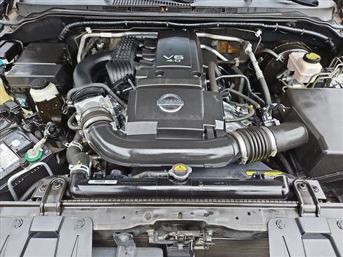 Used 2019 Nissan Frontier SV image 23