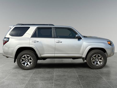 Used 2019 Toyota 4Runner TRD Off-Road Premium image 6