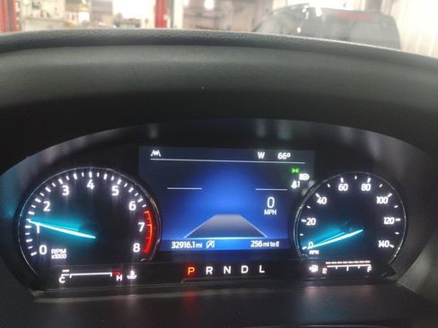 Used 2024 Ford Explorer XLT w/ Equipment Group 202A image 8