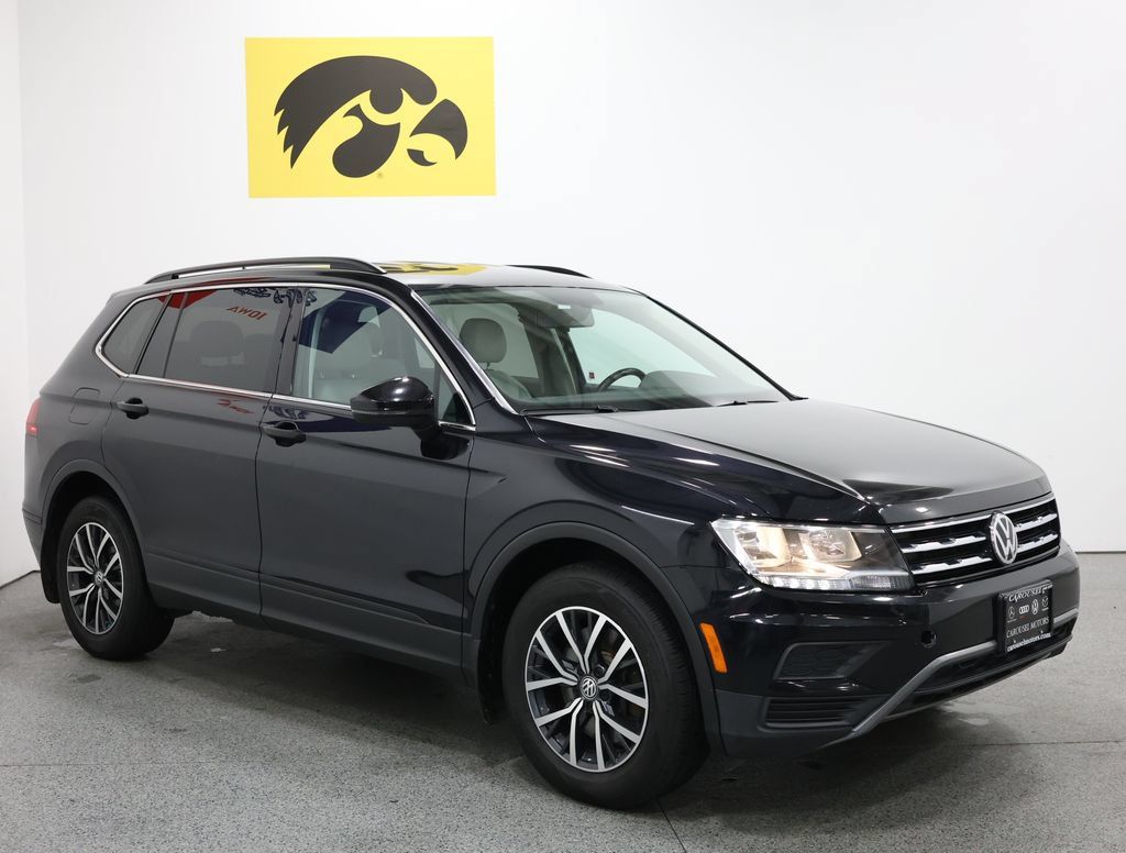 Used 2019 Volkswagen Tiguan SE w/ 3rd Row Seat Package AWD/4WD image 6