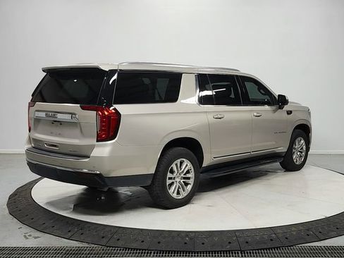 Used 2021 GMC Yukon XL SLT w/ SLT Premium Package RWD image 7
