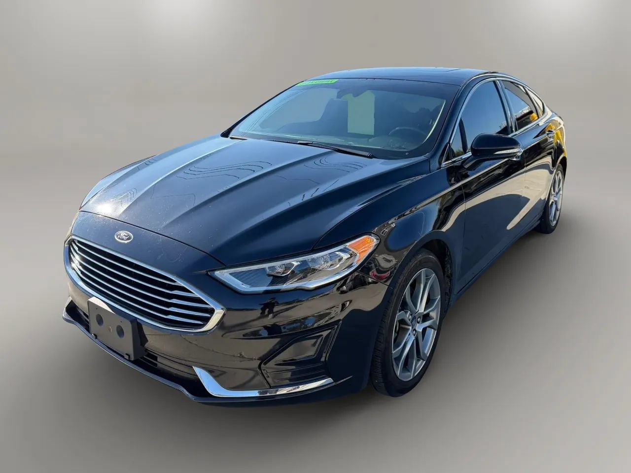 Used 2019 Ford Fusion SEL FWD image 3