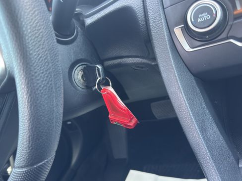 Used 2019 Honda Civic LX image 24