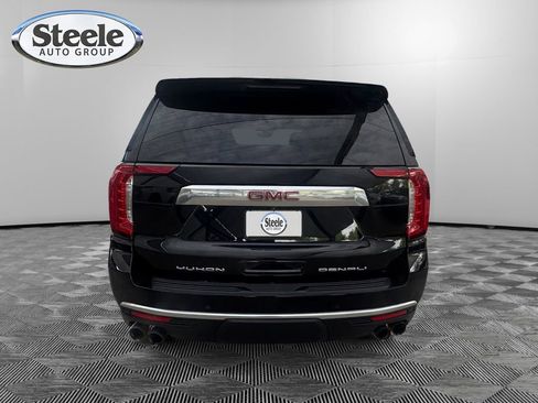Used 2022 GMC Yukon XL Denali image 4