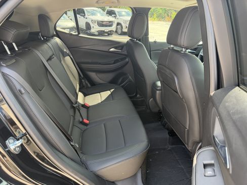 Used 2023 Buick Encore GX Essence w/ Experience Buick Package AWD/4WD image 10