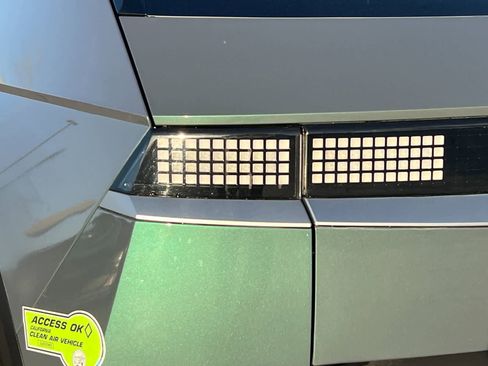 Certified 2023 Hyundai Ioniq 5 SE image 27