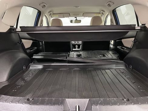 Used 2017 Subaru Crosstrek 2.0i Premium w/ Popular Package #1 AWD/4WD image 28