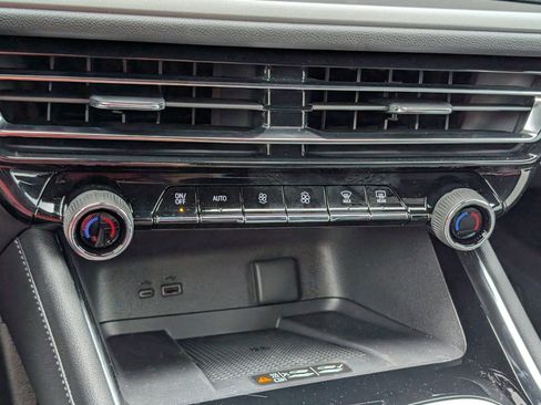 New 2026 Chevrolet Traverse LT w/ Enhanced Driving Package image 25