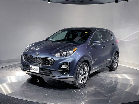 Used 2020 Kia Sportage LX image 8