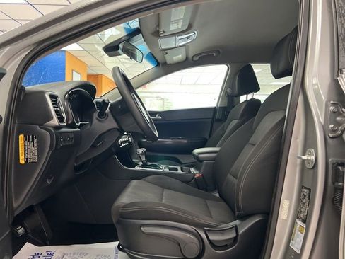 Used 2020 Kia Sportage LX FWD image 17