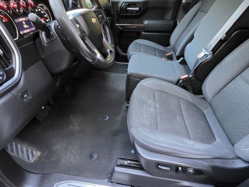 Used 2021 Chevrolet Silverado 1500 LT image 6