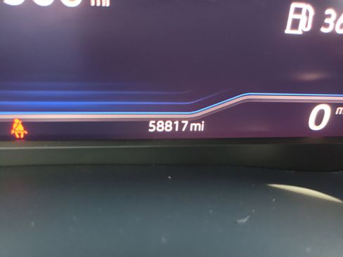 Used 2023 Volkswagen Atlas Cross Sport SE image 32