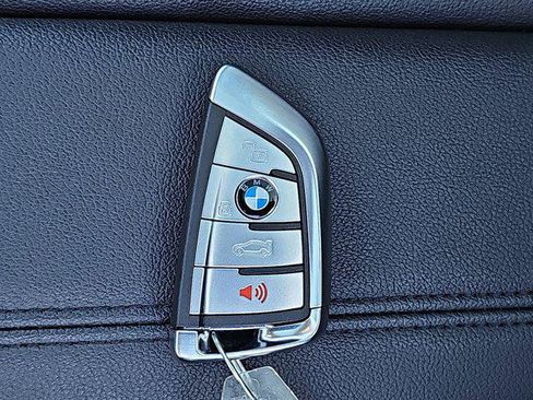Certified 2022 BMW X5 xDrive40i w/ Parking Assistance Package image 37