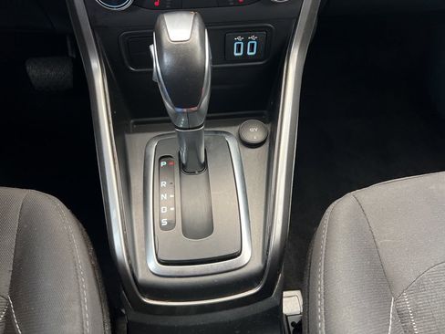 Used 2019 Ford EcoSport SE image 42