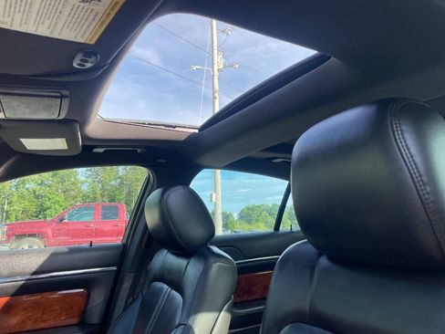 Used 2014 Lincoln MKS AWD w/ Equipment Group 101A image 37