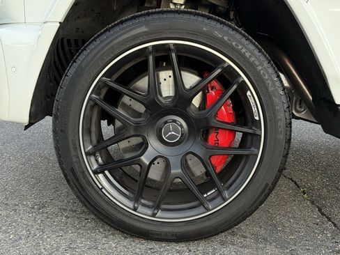 Used 2024 Mercedes-Benz G 63 AMG 4MATIC image 17