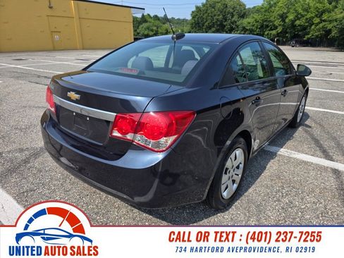Used 2015 Chevrolet Cruze LS FWD image 5
