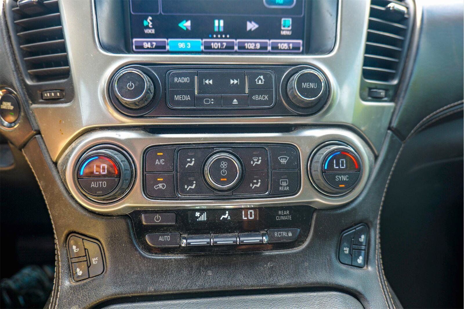 Used 2015 Chevrolet Tahoe LTZ RWD image 29