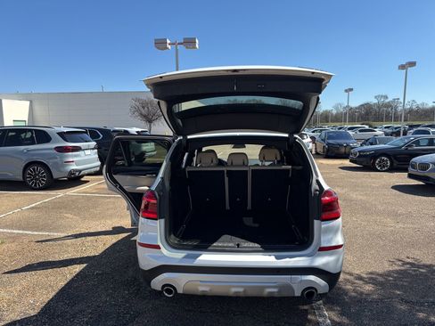 Used 2021 BMW X3 sDrive30i w/ Premium Package image 9