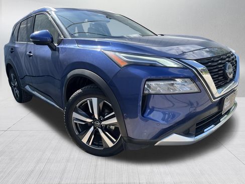 Used 2023 Nissan Rogue Platinum w/ Platinum Premium Package AWD/4WD image 3