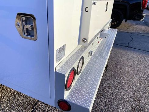 Used 2022 Ford F250 XL w/ STX Appearance Package image 11