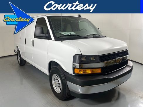 New 2025 Chevrolet Express 2500 w/ Driver Convenience Package image 2