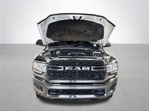 Used 2020 RAM 3500 Tradesman image 21