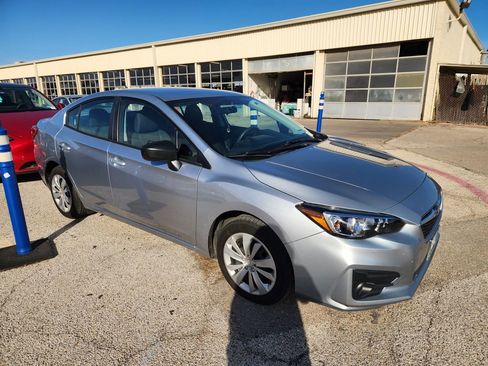 Used 2018 Subaru Impreza 2.0i image 2