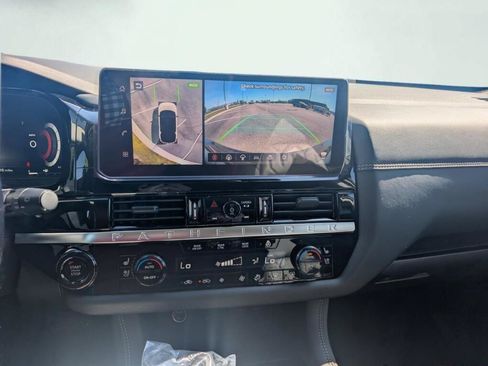 New 2026 Nissan Pathfinder Platinum AWD/4WD image 37