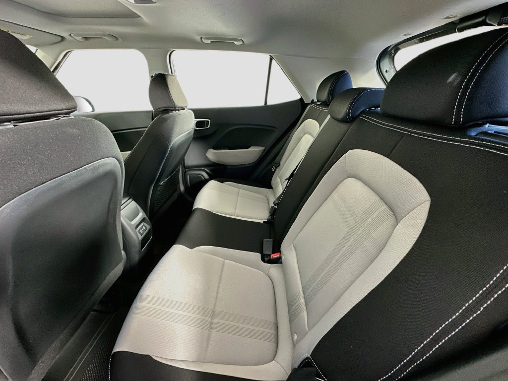 New 2026 Hyundai Venue SEL FWD image 16