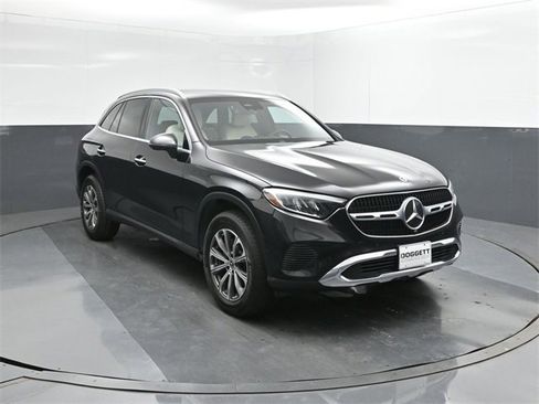 Used 2024 Mercedes-Benz GLC 300 image 22
