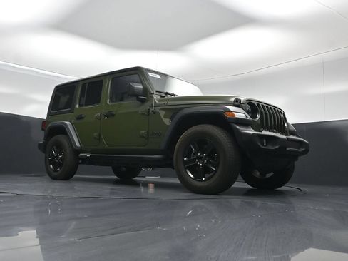 Used 2021 Jeep Wrangler Unlimited Sport AWD/4WD image 4