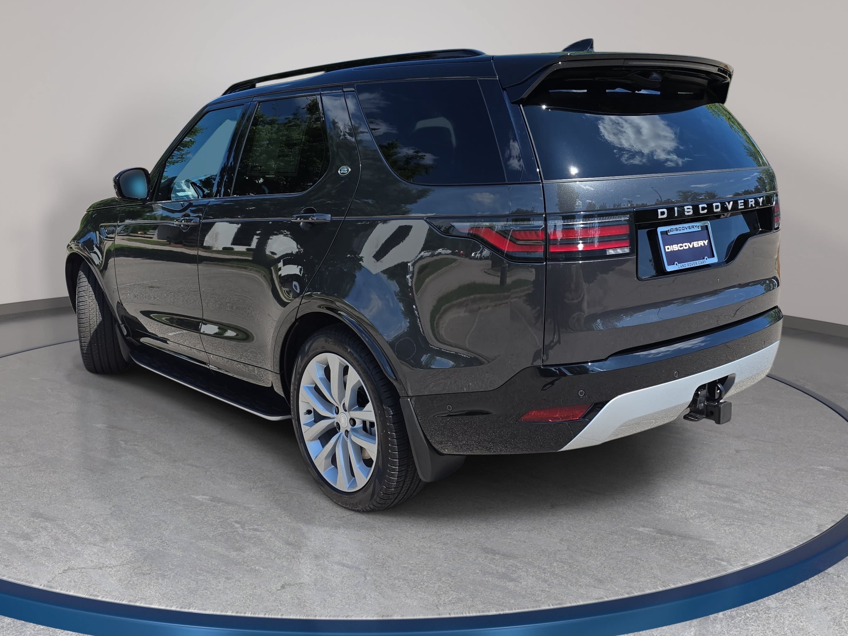 New 2026 Land Rover Discovery Limited Edition AWD/4WD image 7