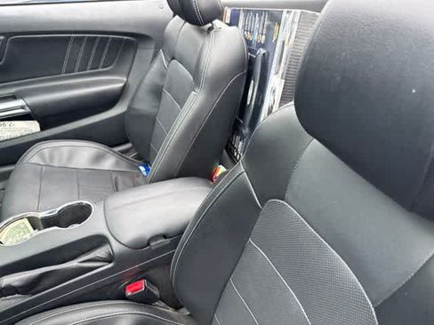 Used 2017 Ford Mustang Premium RWD image 7