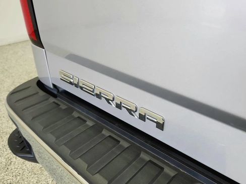 Used 2017 GMC Sierra 1500 SLE w/ SLE Value Package AWD/4WD image 39