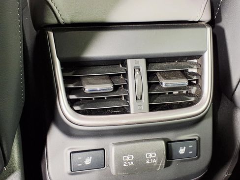Used 2020 Subaru Outback Limited w/ Popular Package #2 AWD/4WD image 11