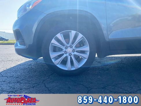 Used 2020 Chevrolet Trax Premier image 4