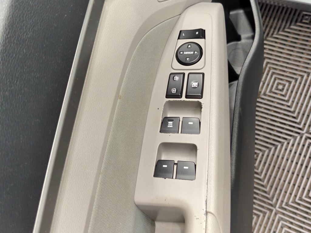 Used 2018 Hyundai Elantra SEL FWD image 37